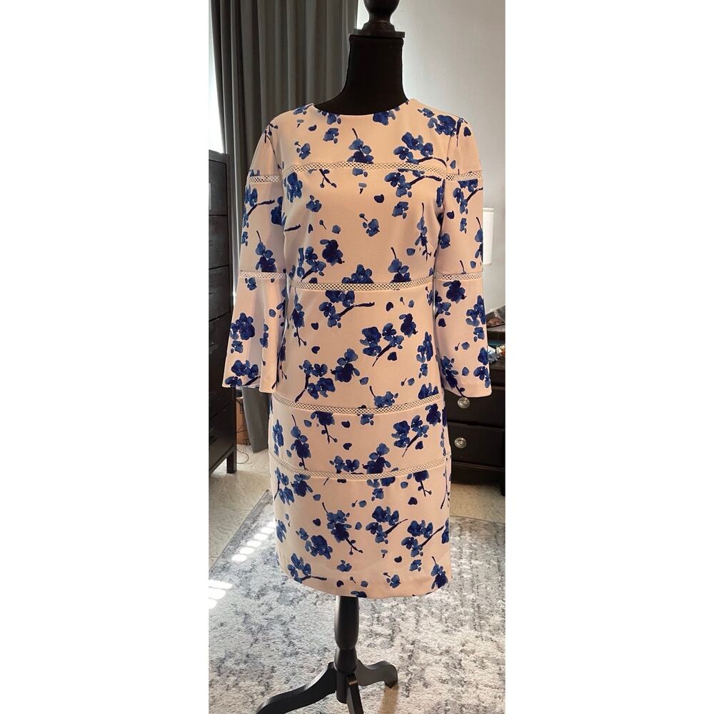 Lauren Ralph Lauren Blue & White Floral Lattice Sheath Dress Size 6 - Picture 3 of 5